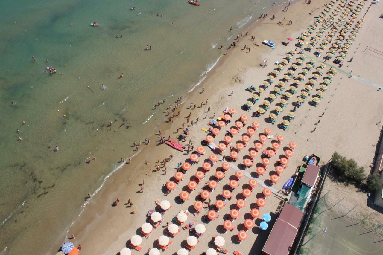 Residence Village Lido Del Gargano Роді-Гарганіко Екстер'єр фото